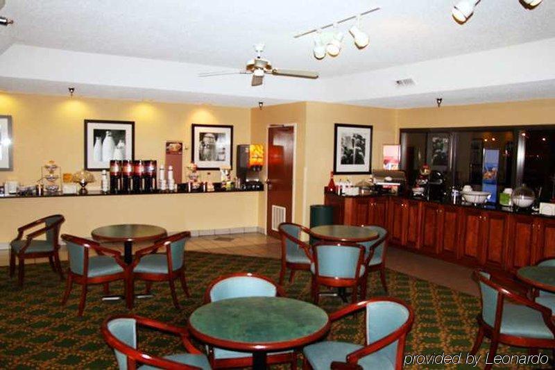 Country Inn & Suites By Radisson, Sandusky South, Oh Milan Restaurant photo